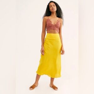 FREE PEOPLE Normani Satin Bias Midi Skirt in Yellow Size 2